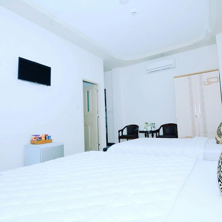 Jiny Tran Hotel Duong Dong  Экстерьер фото