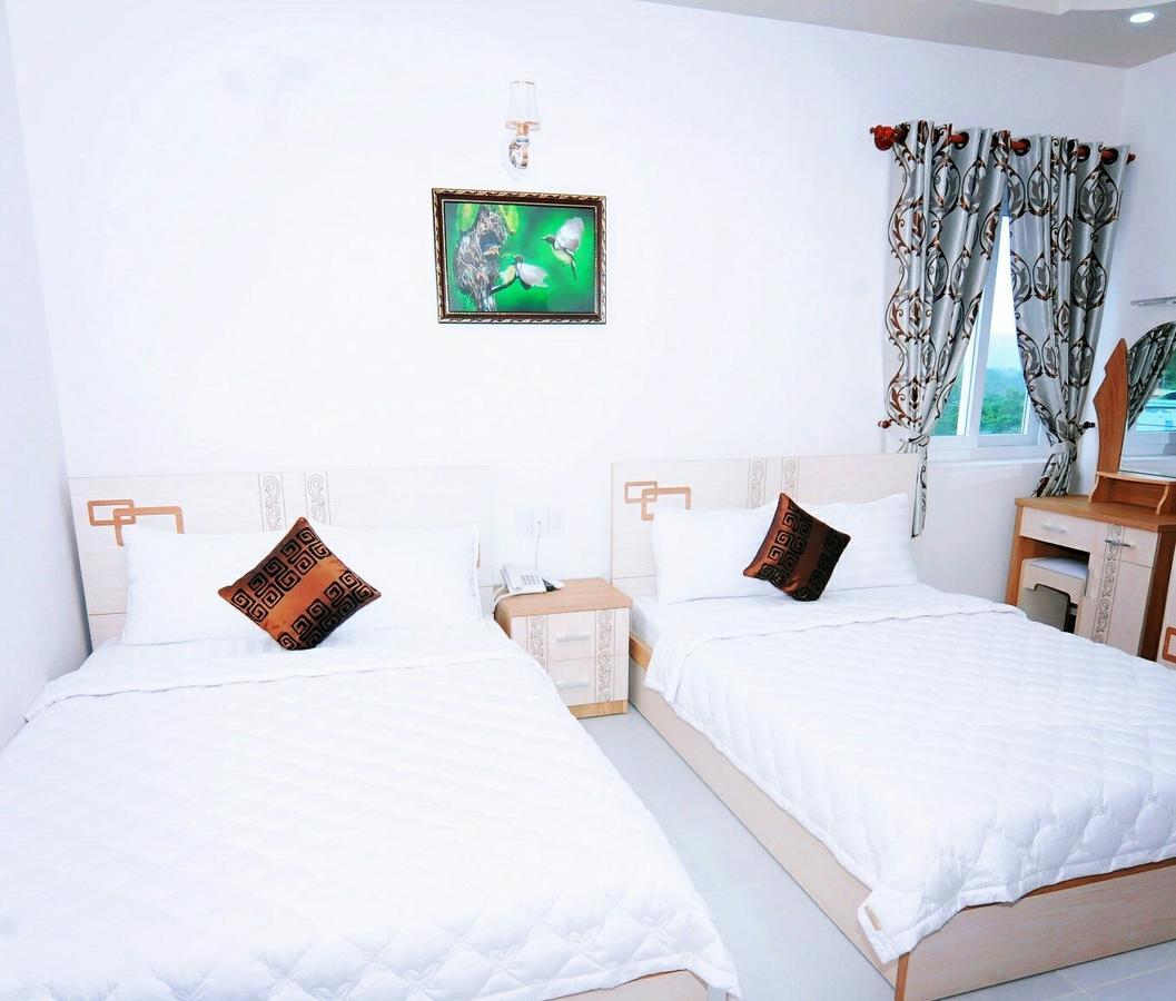 Jiny Tran Hotel Duong Dong  Экстерьер фото