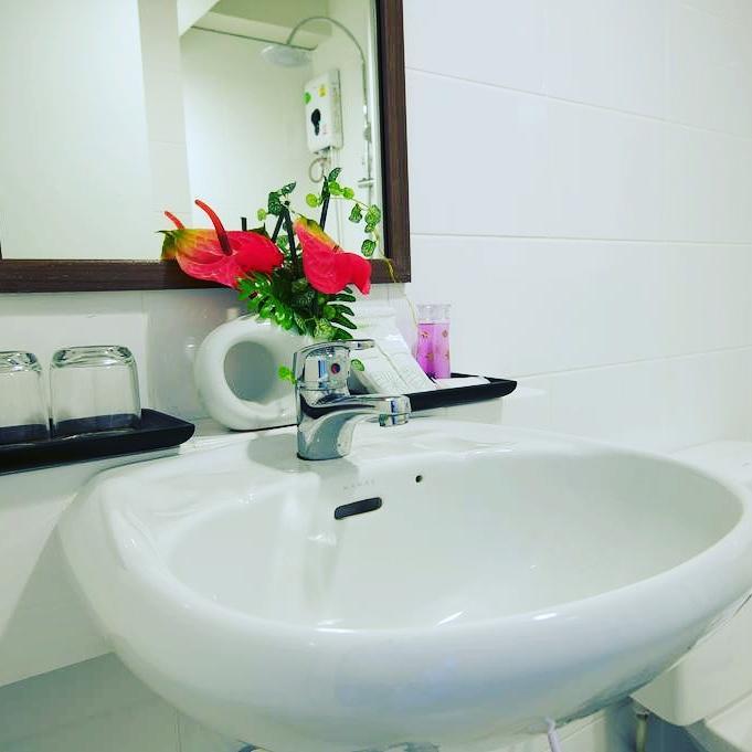 Jiny Tran Hotel Duong Dong  Экстерьер фото
