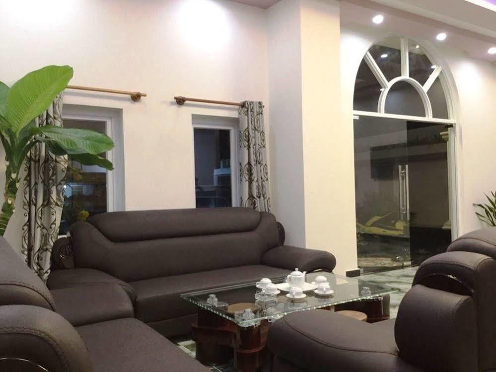 Jiny Tran Hotel Duong Dong  Экстерьер фото