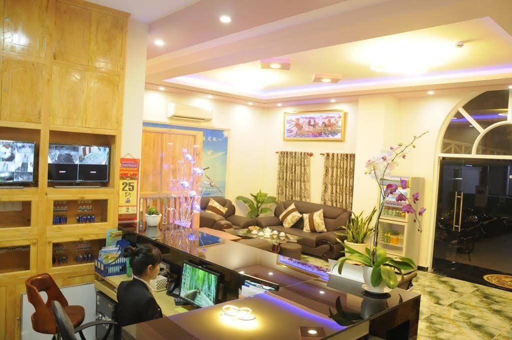 Jiny Tran Hotel Duong Dong  Экстерьер фото